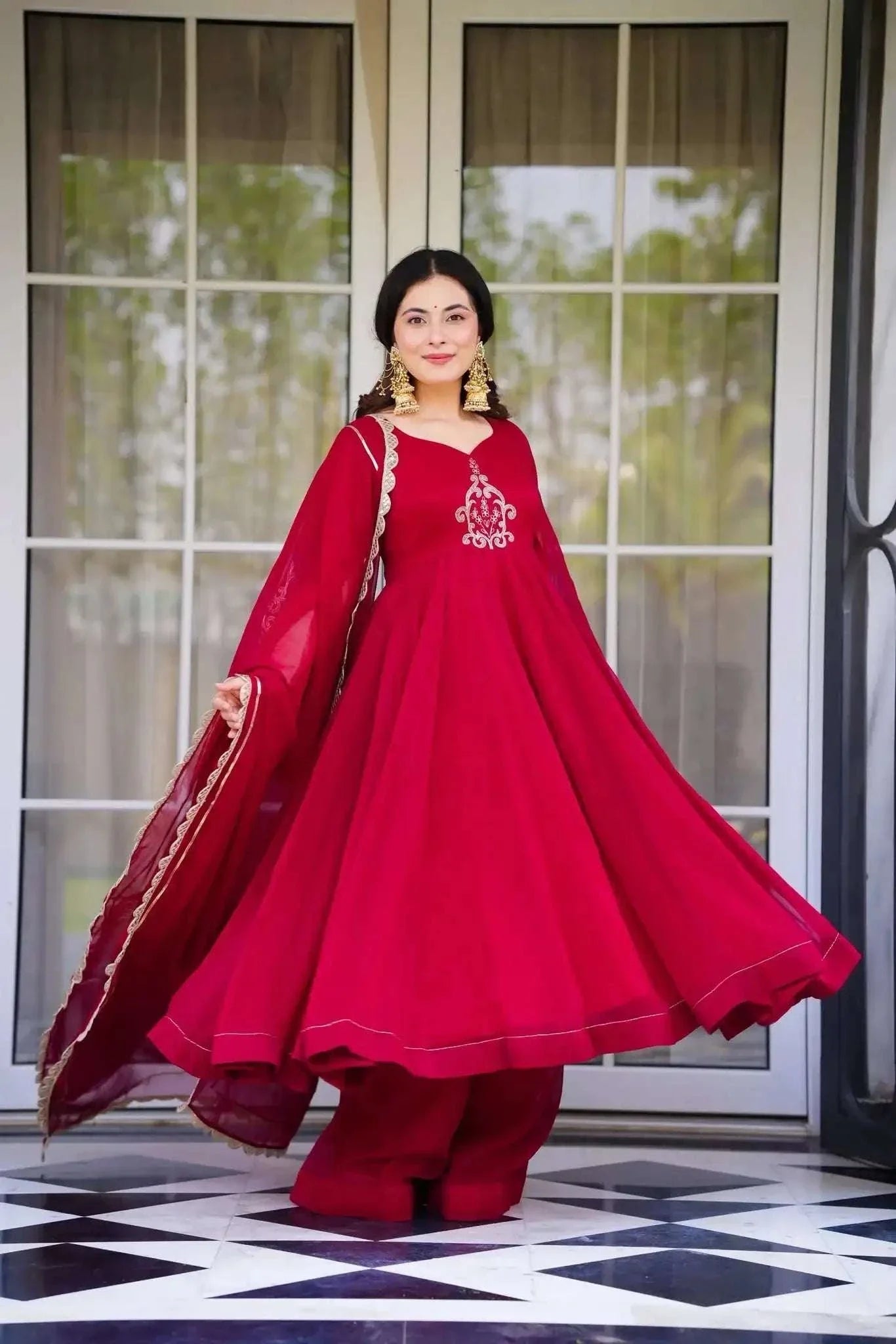 Shree-Rani georgette embroidered anarkali suit (set of 3) Main image