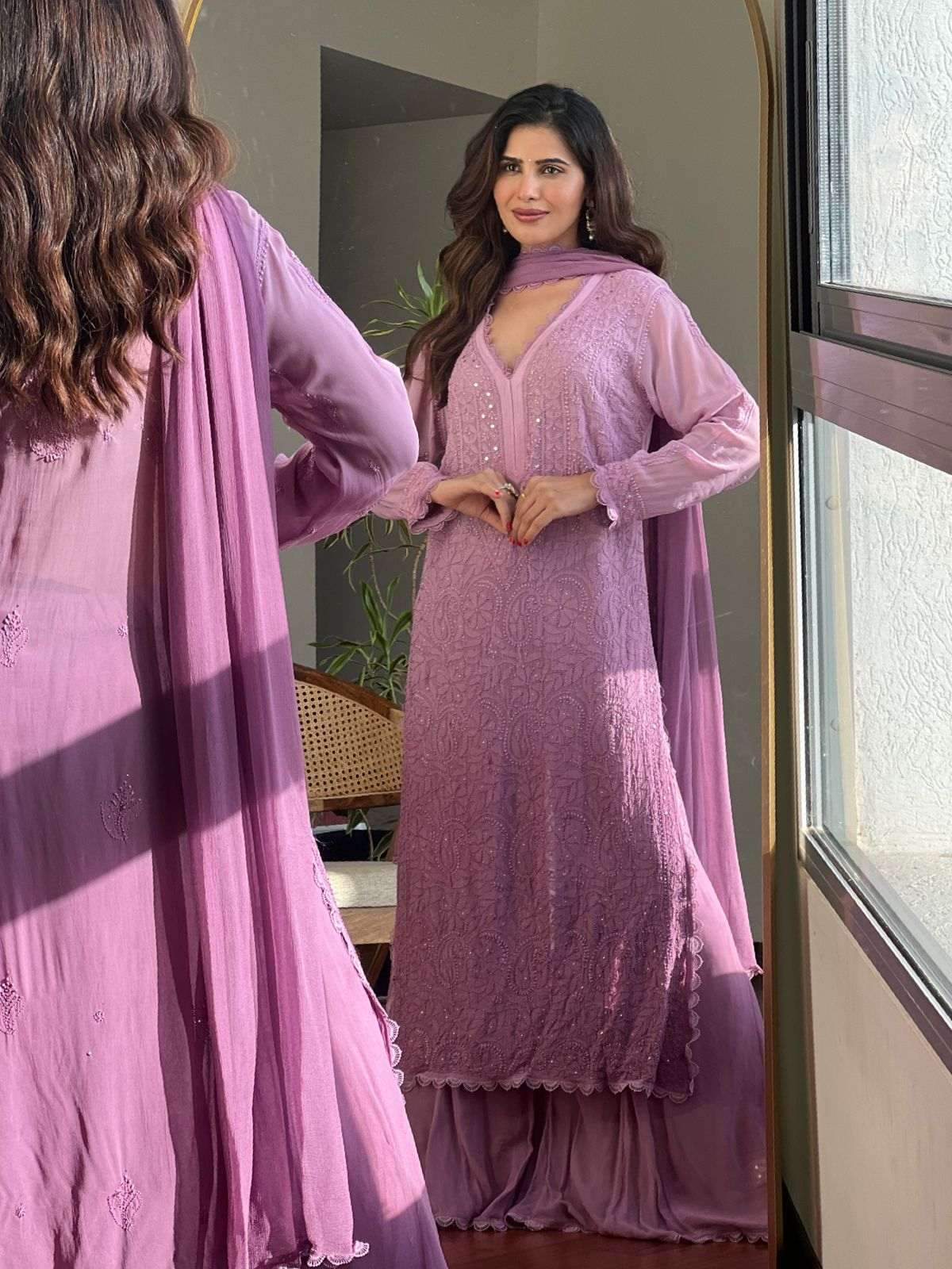 Paisley lavender chikankari and lace work kurta set (set of 3)