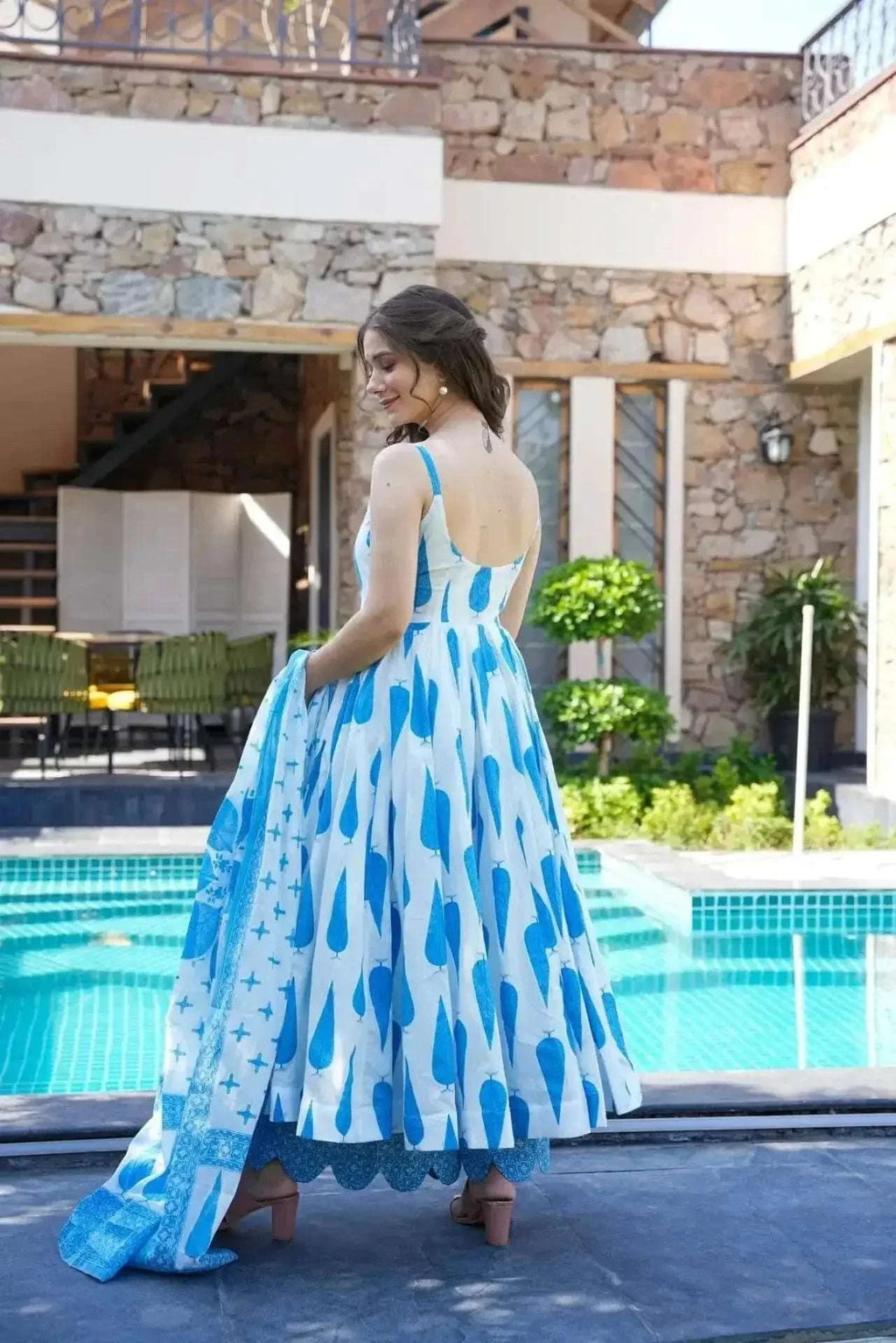 Beautiful printed anarkali cut sleeves kurti with cotton mulmul dupatta and pant set - Eraya