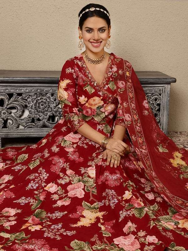 Laal angarkha anarkali kurti (set of 3) Secondary image