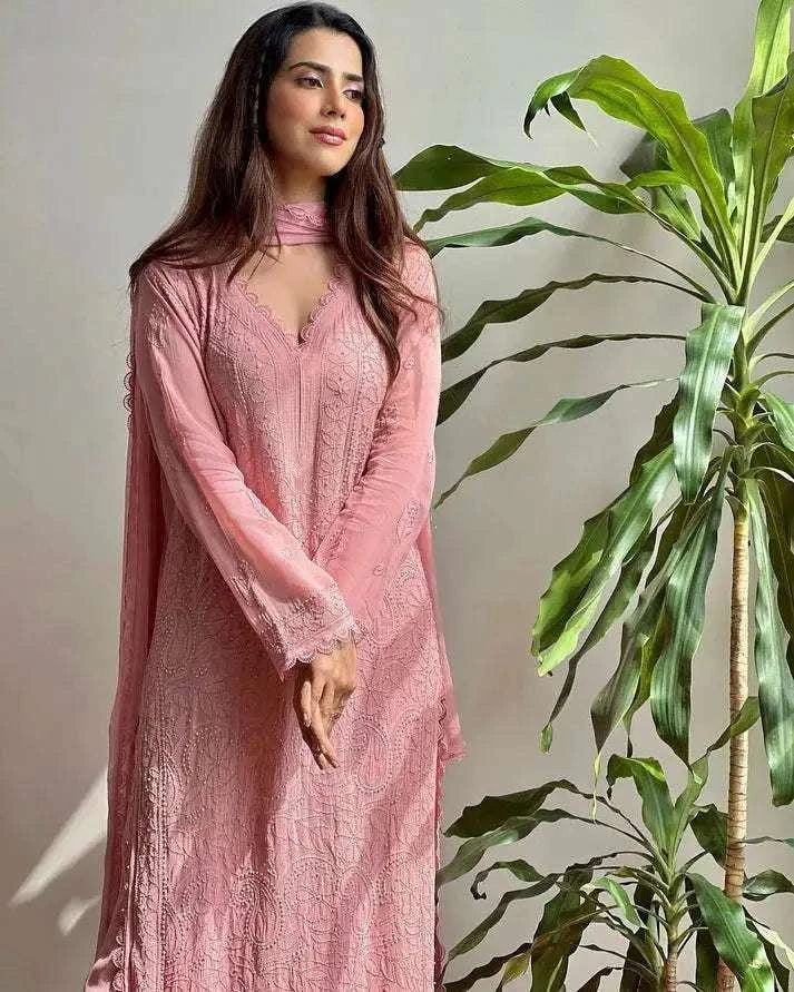 Classic faux georgette: A three piece suit set Secondary image