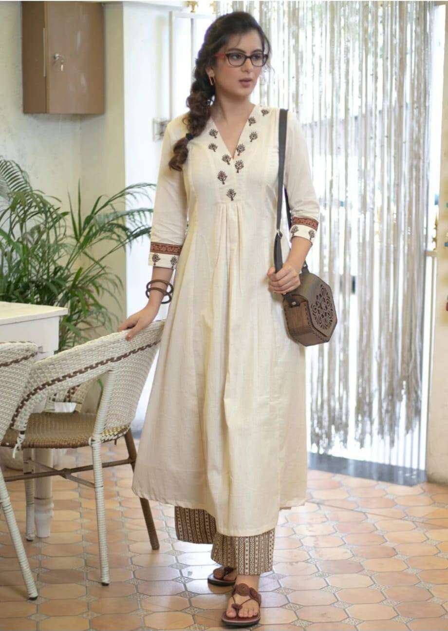 Classy Cotton Flex Off-White Kurta With Embroidered Yoke, Paired With Printed Pant - Eraya Main image