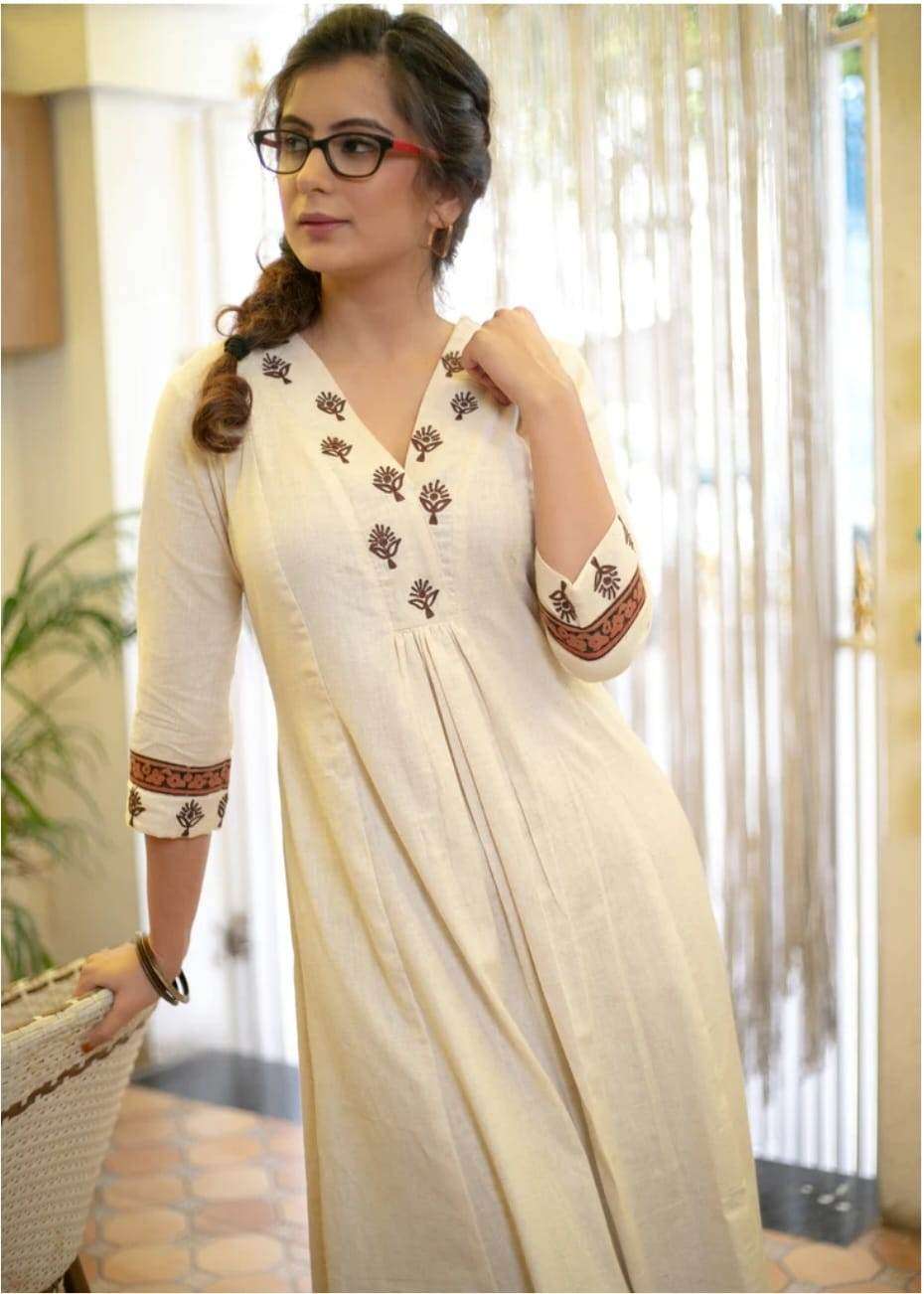Classy Cotton Flex Off-White Kurta With Embroidered Yoke, Paired With Printed Pant Secondary image