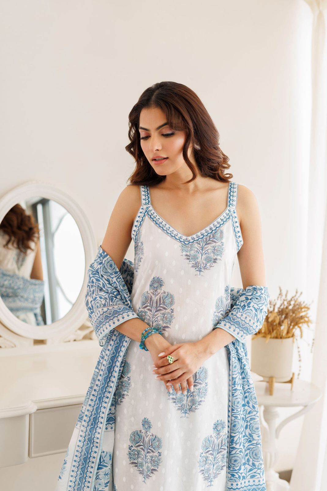 White Block Printed Cotton Cut sleeves kurti pant and dupatta Set Secondary image