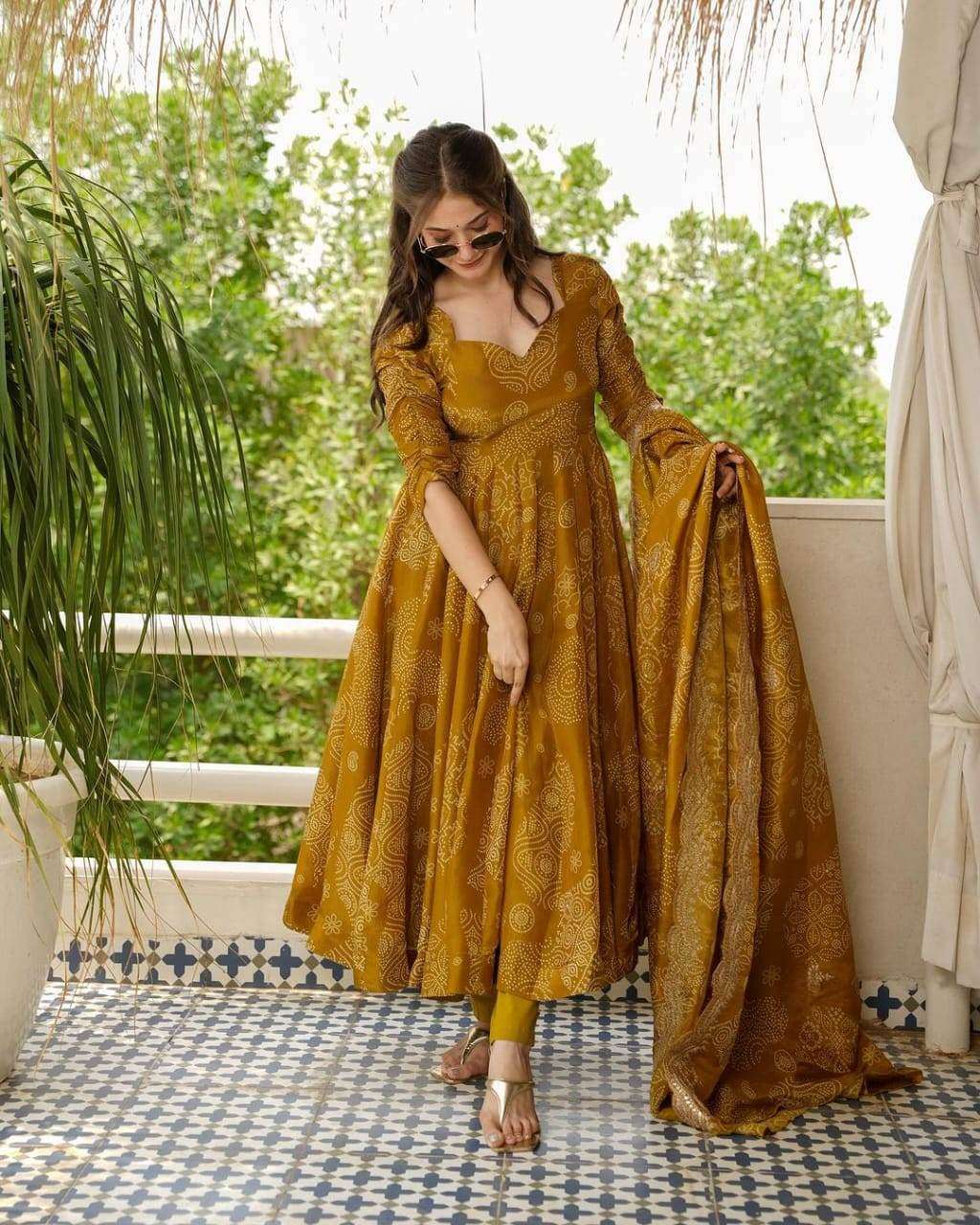 Pure cotton bandhani print anarkali kurti-pant and dupatta set - Eraya Main image