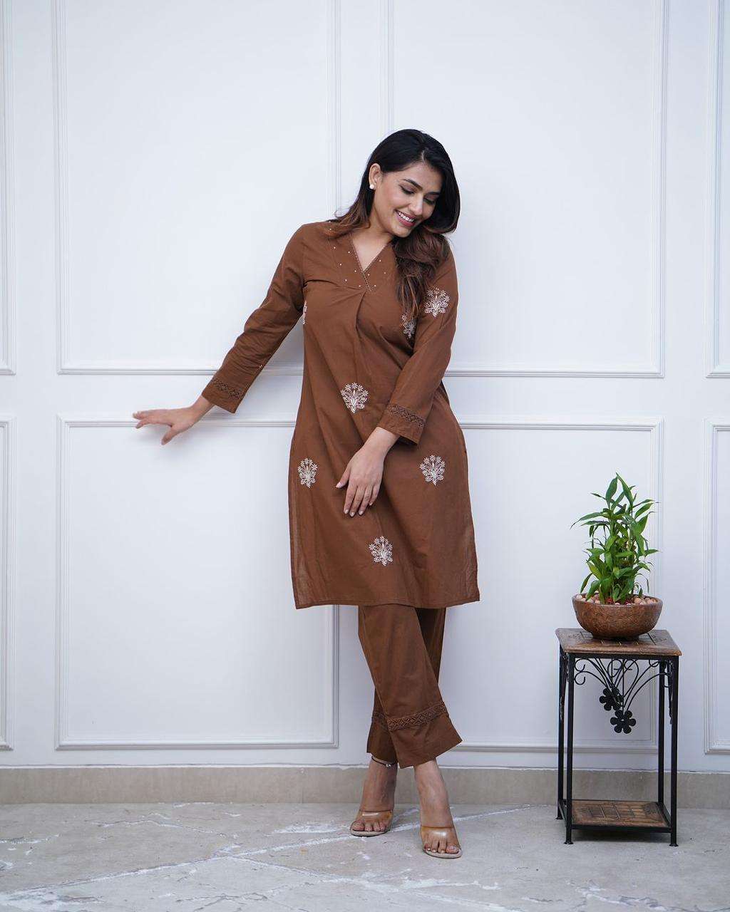 Beautiful cotton fabric english brown co-ord set Eraya