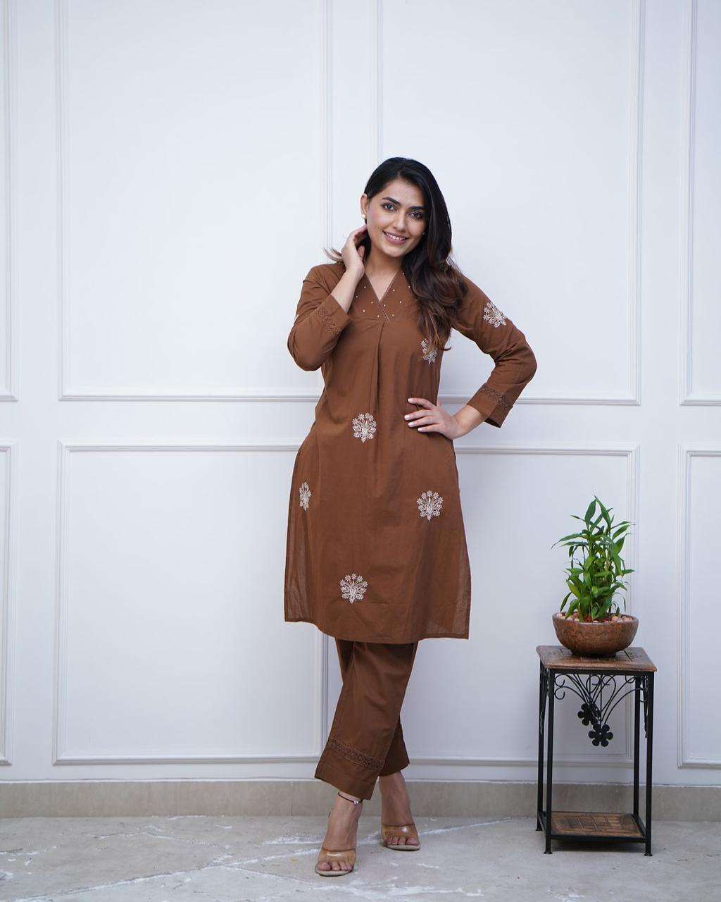 Beautiful cotton fabric english brown co-ord set Eraya Main image