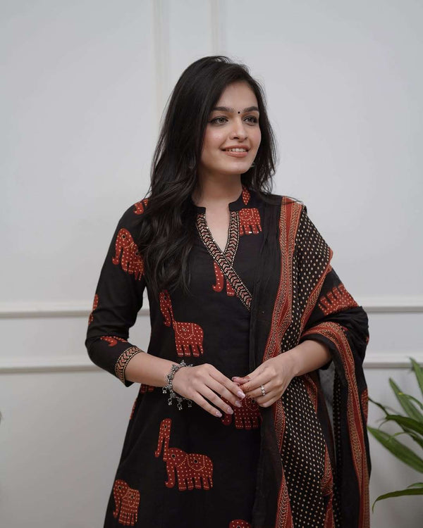Angarkha style cotton kurt set