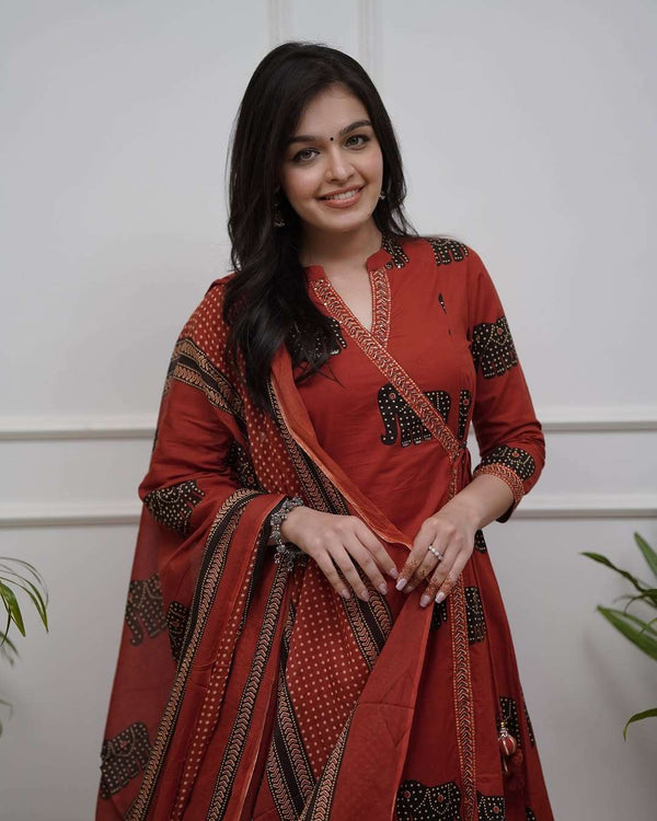 Angarkha style cotton kurt set