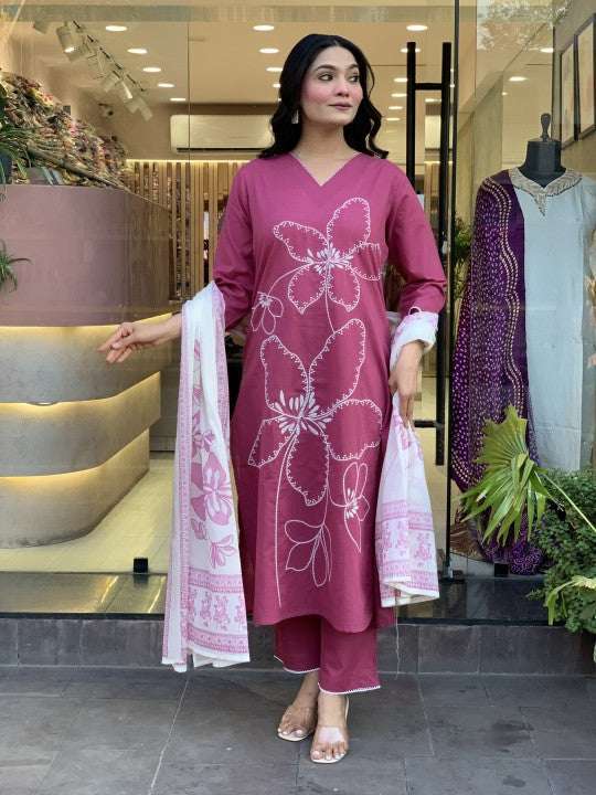 Front embroidered with lace work cotton suit set