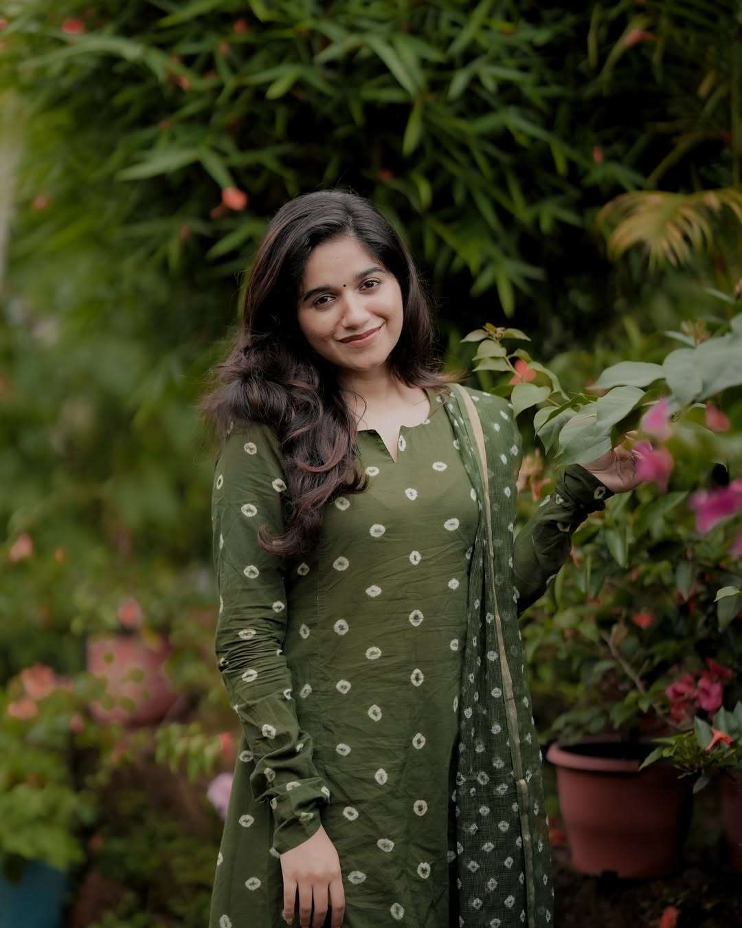 Beautiful aliya cut cotton kurti set (set of 2) Secondary image