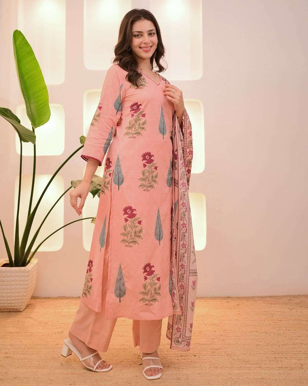 Finest Floral print Kurta (set of 3)