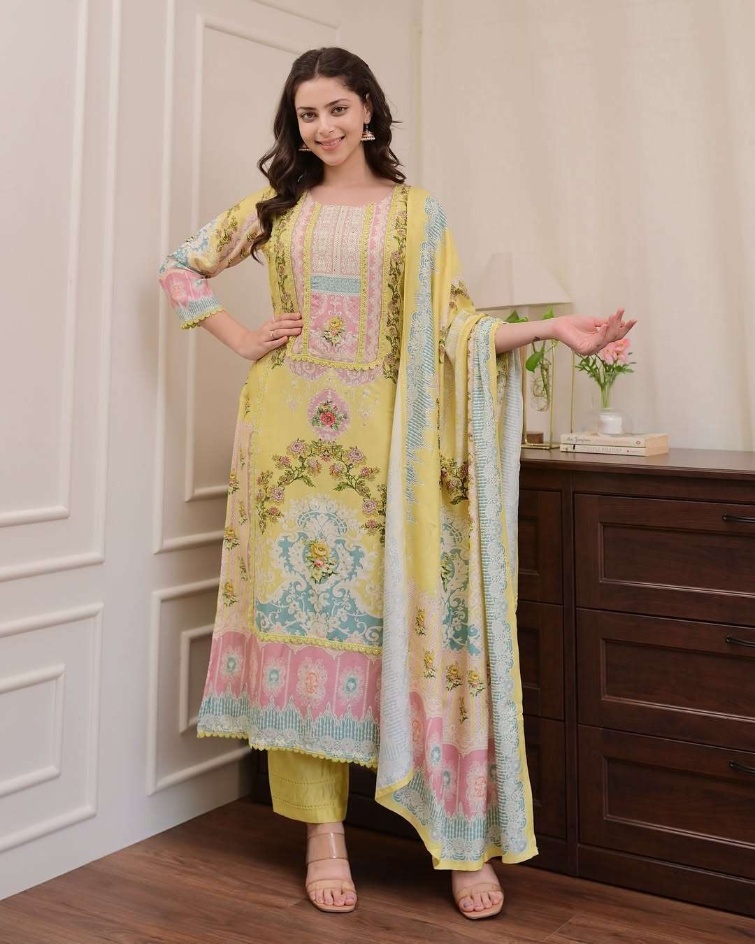 Digitally printed yellow maslin kurta (set of 3) Main image
