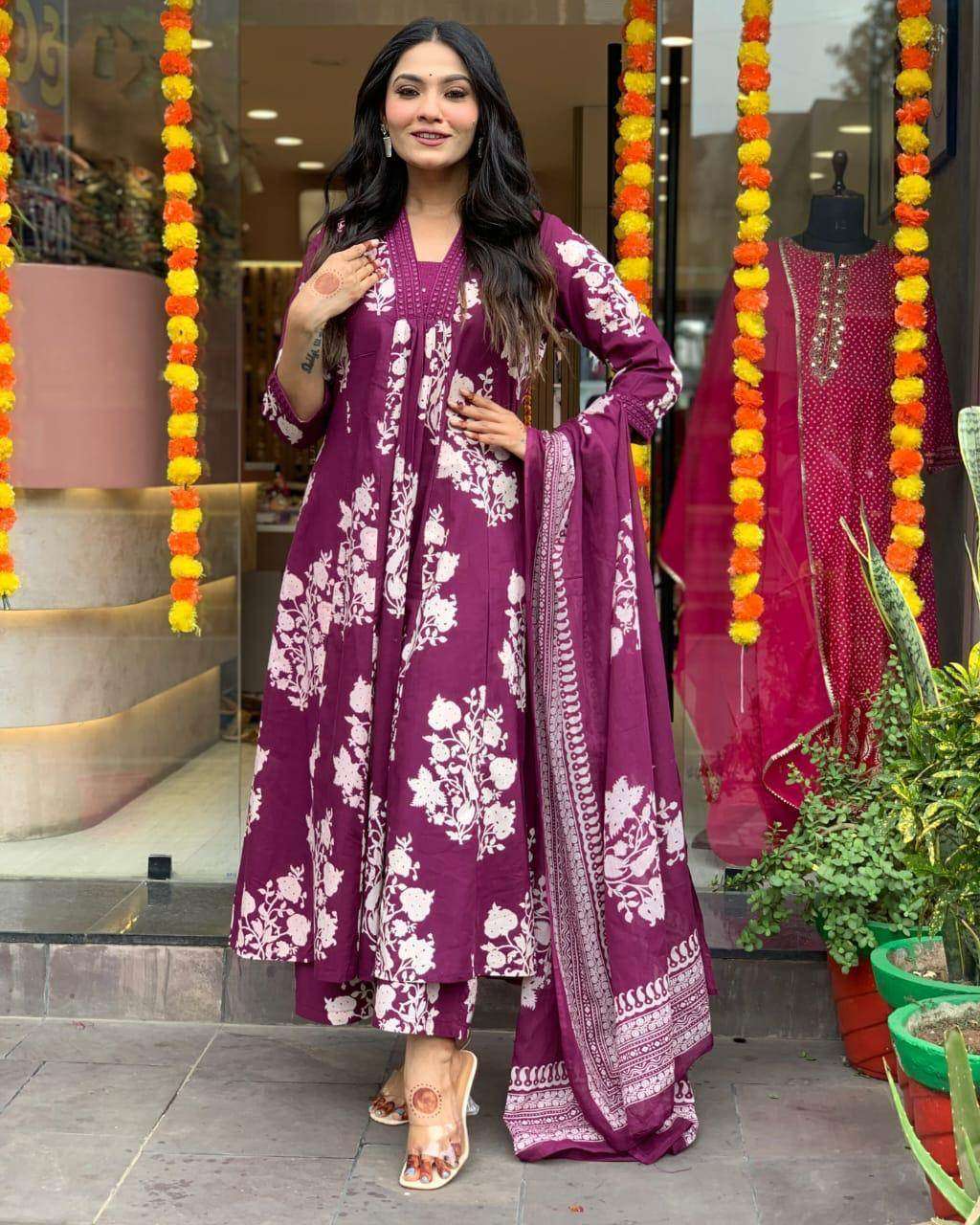 Three piece cotton floral kurti set - Eraya