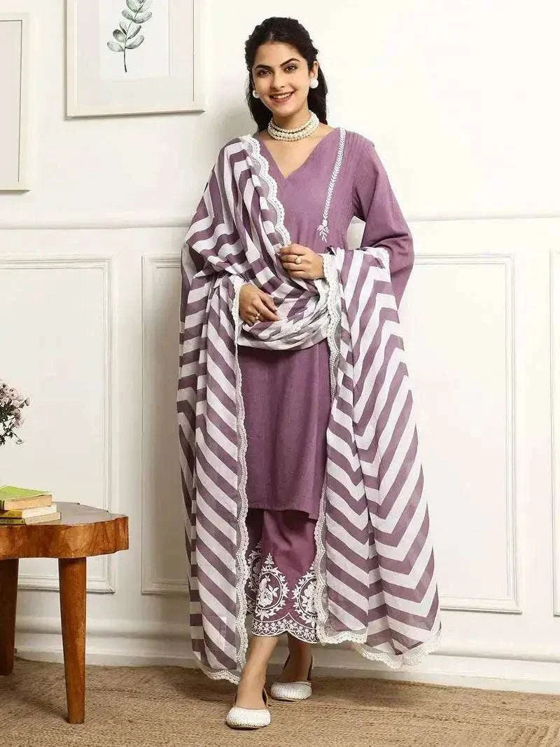 Lavender colour V-shaped cotton kurti-pant and dupatta set Secondary image